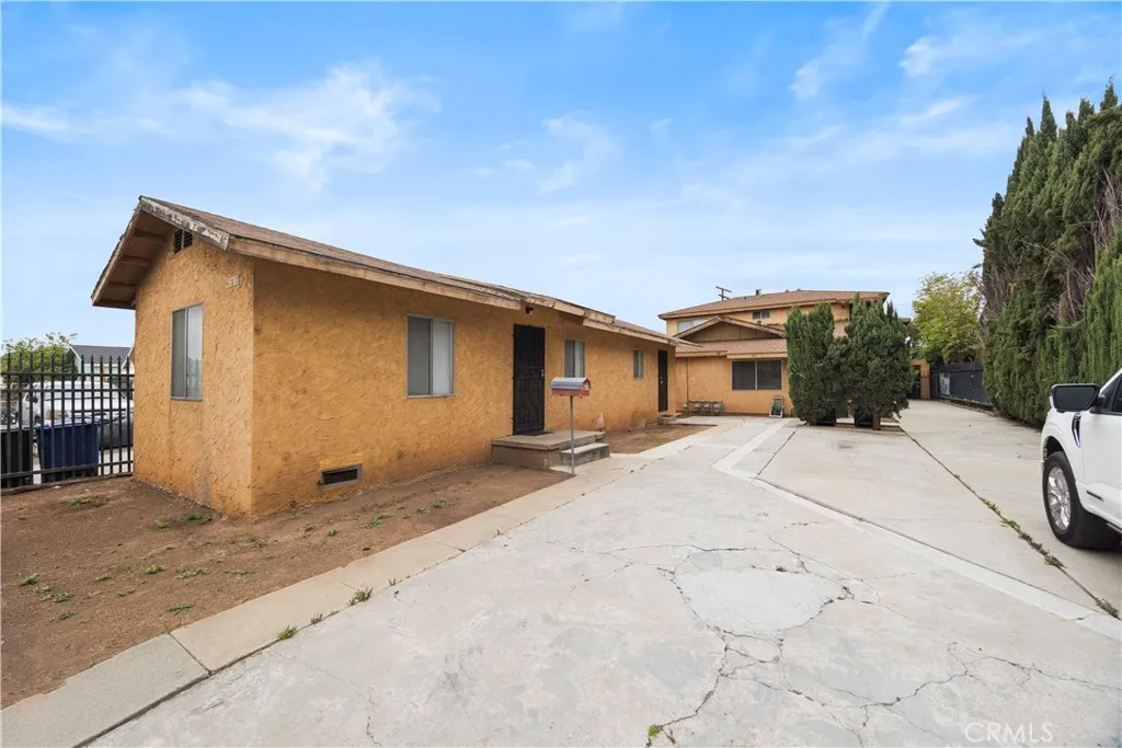 623 S Downey Road, East Los Angeles, California 90023 home-pic-0